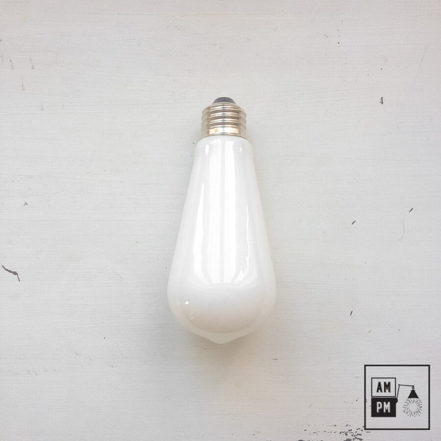 LED-ST18-Edison-style-lightbulb-Milky-White